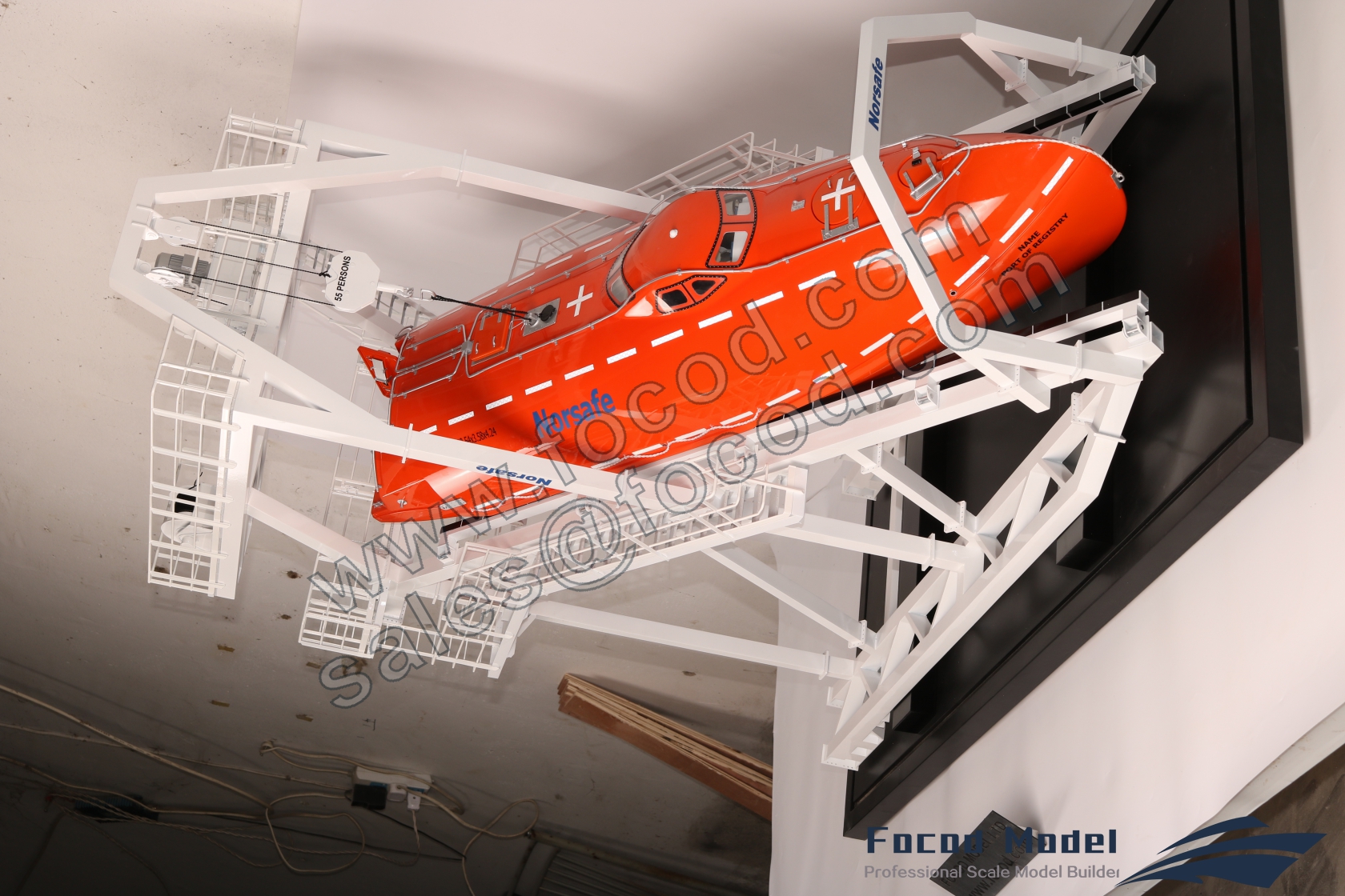customized model of Free Fall Liftboat with davit